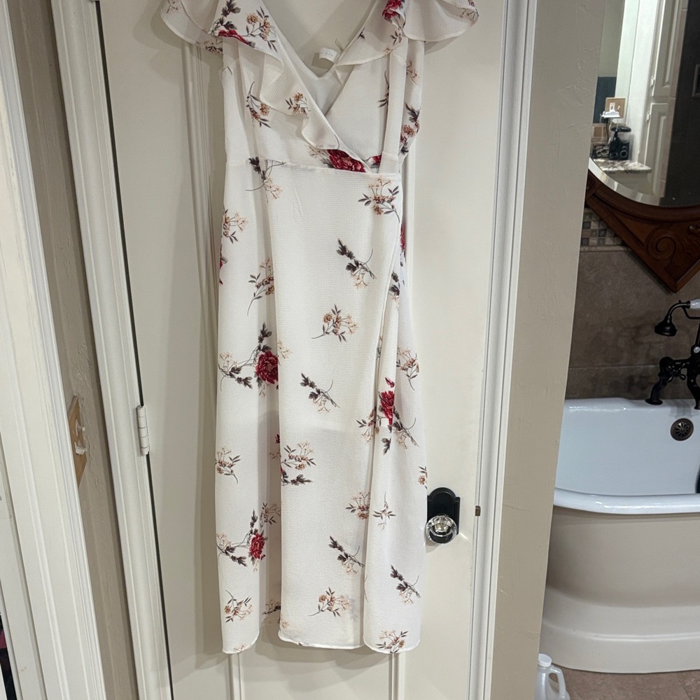 Blue Blush White Floral Midi Dress